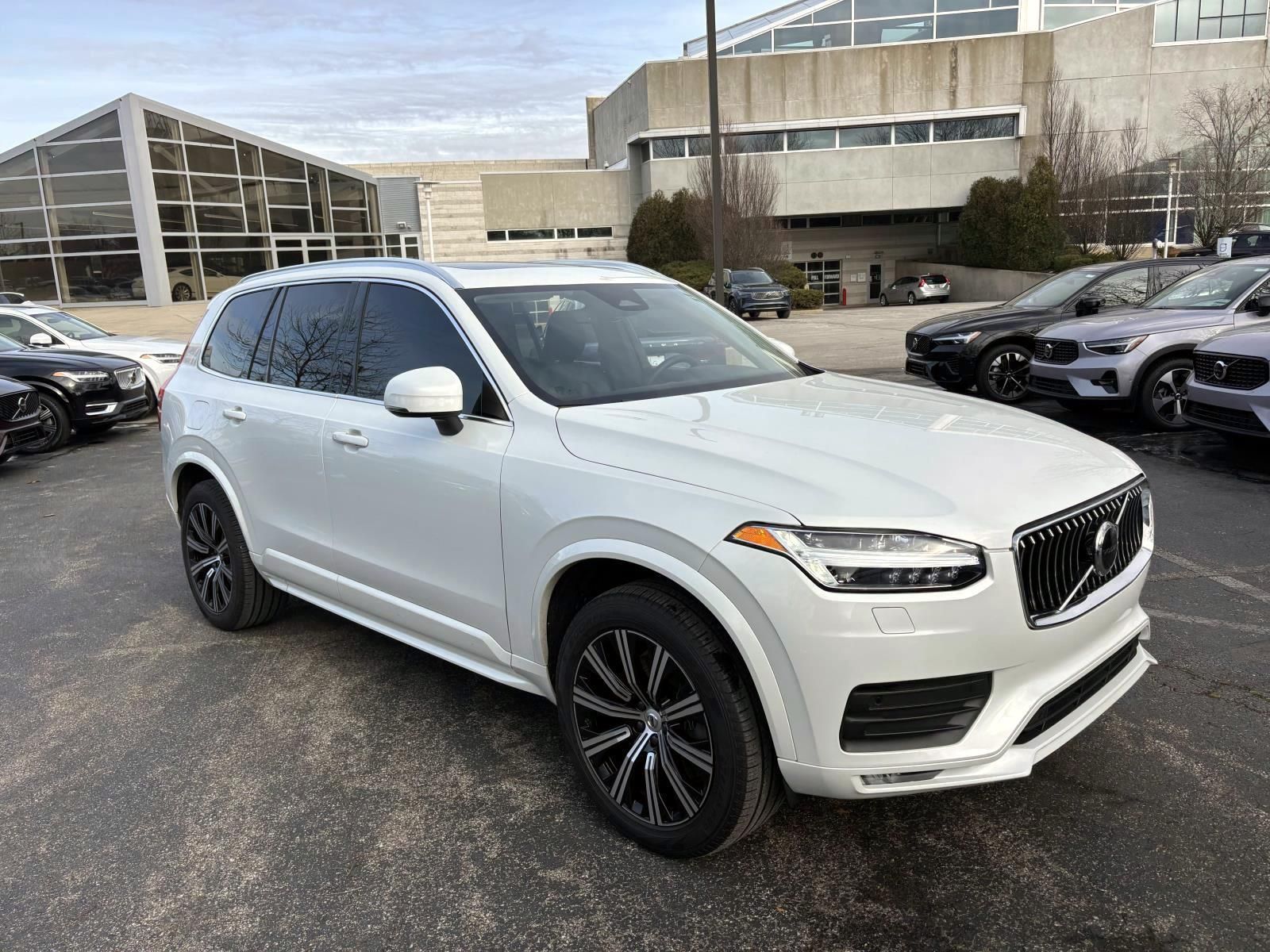 2023 Volvo XC90 B5 Core AWD