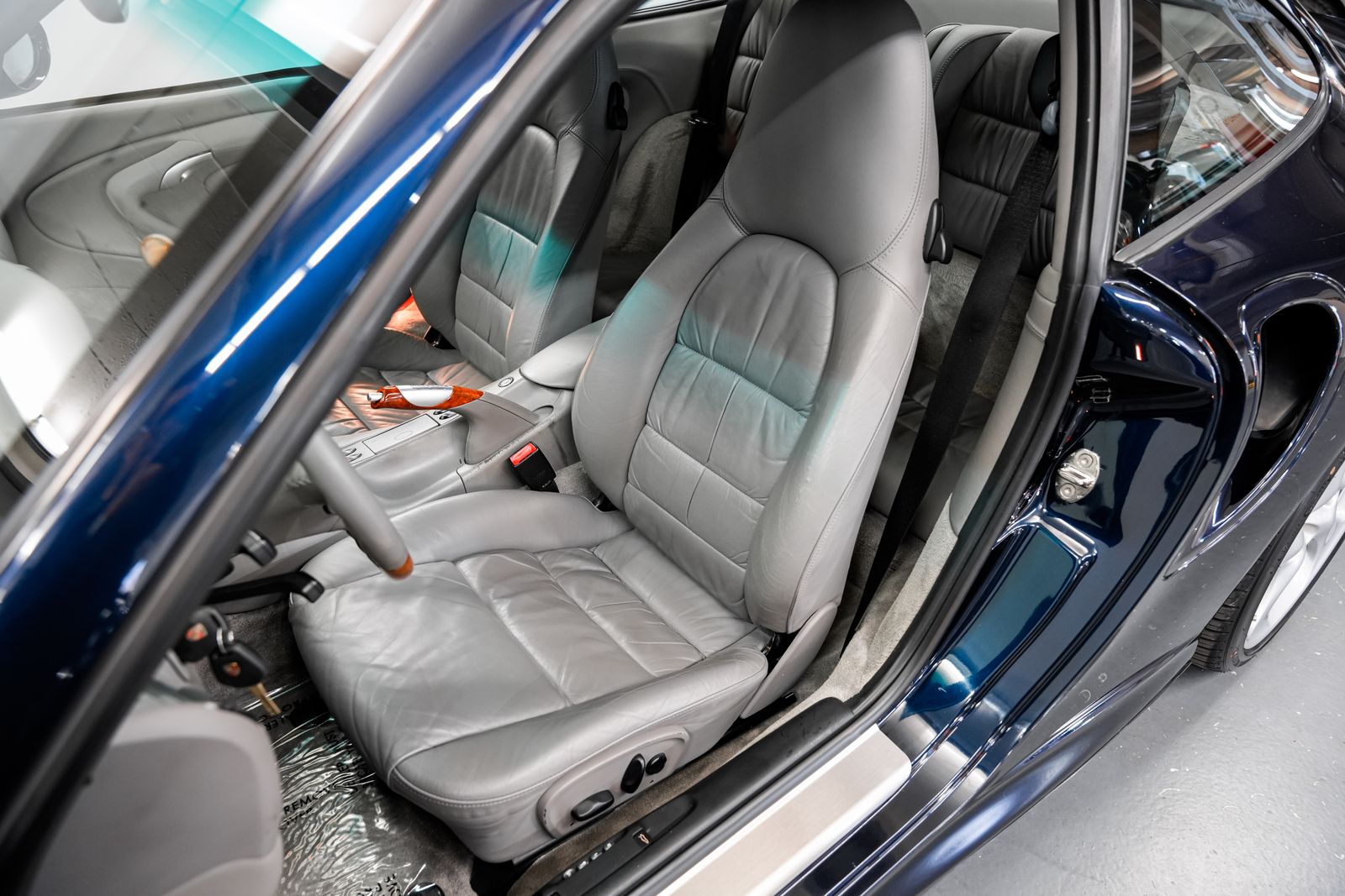 2002 Porsche 911 Turbo — photo 19
