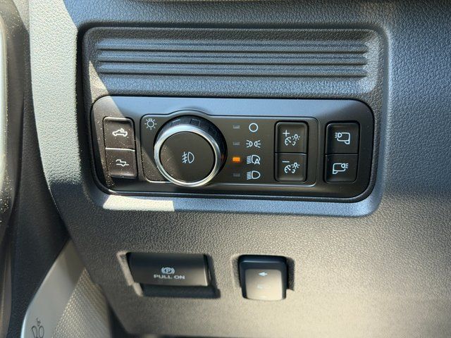 New 2026 Agate Black Metallic Ford Platinum image 34