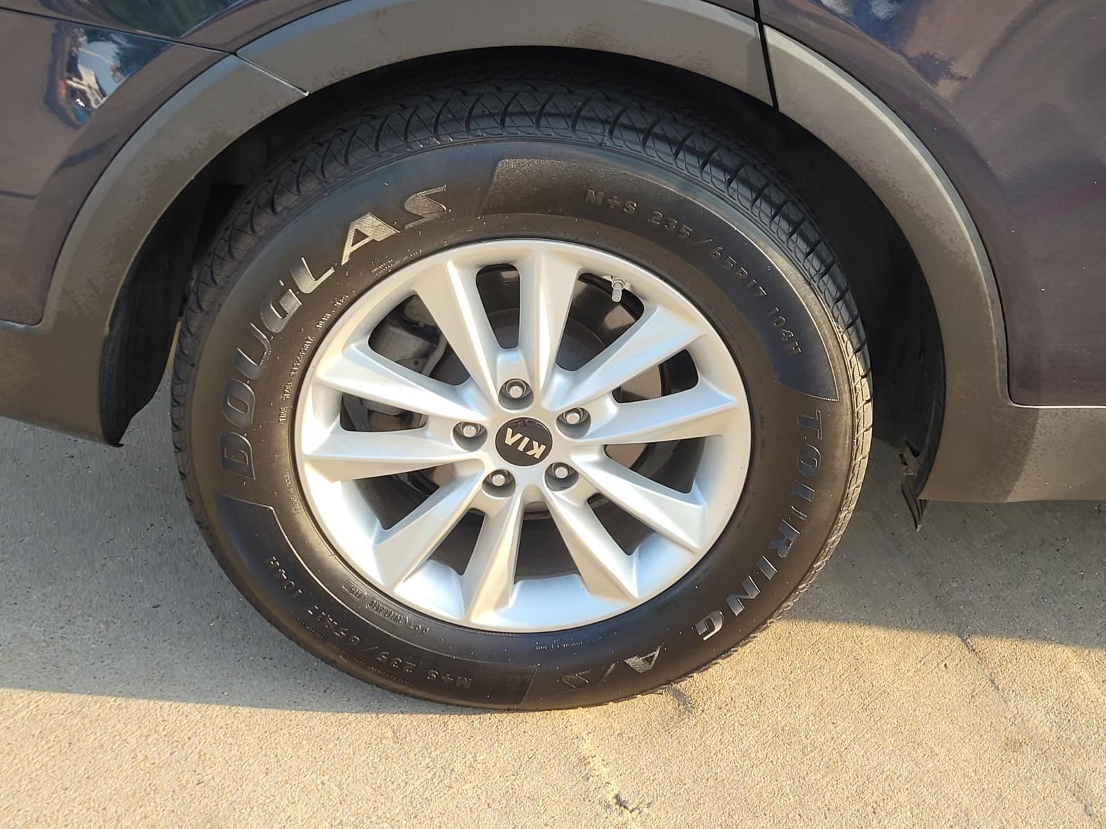 used 2020 Kia Sorento car, priced at $5,995