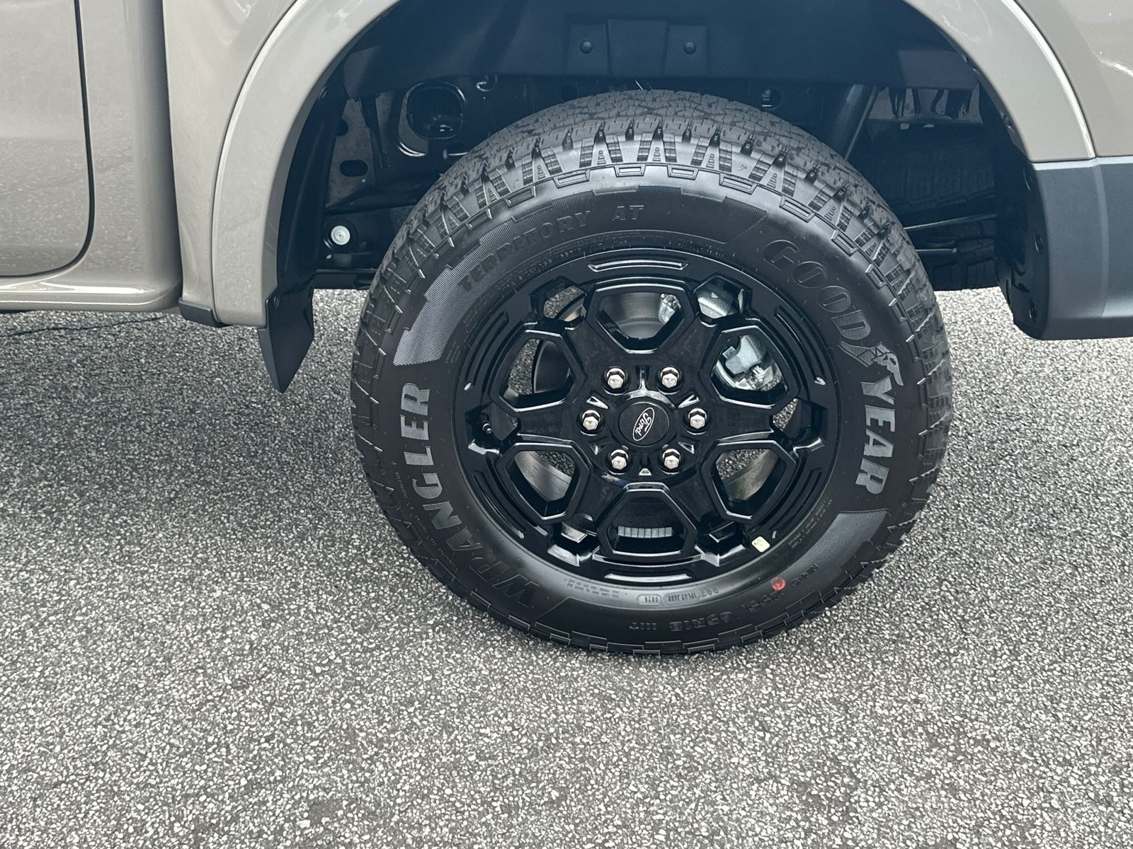 New 2026 Marsh Gray Ford XLT image 20