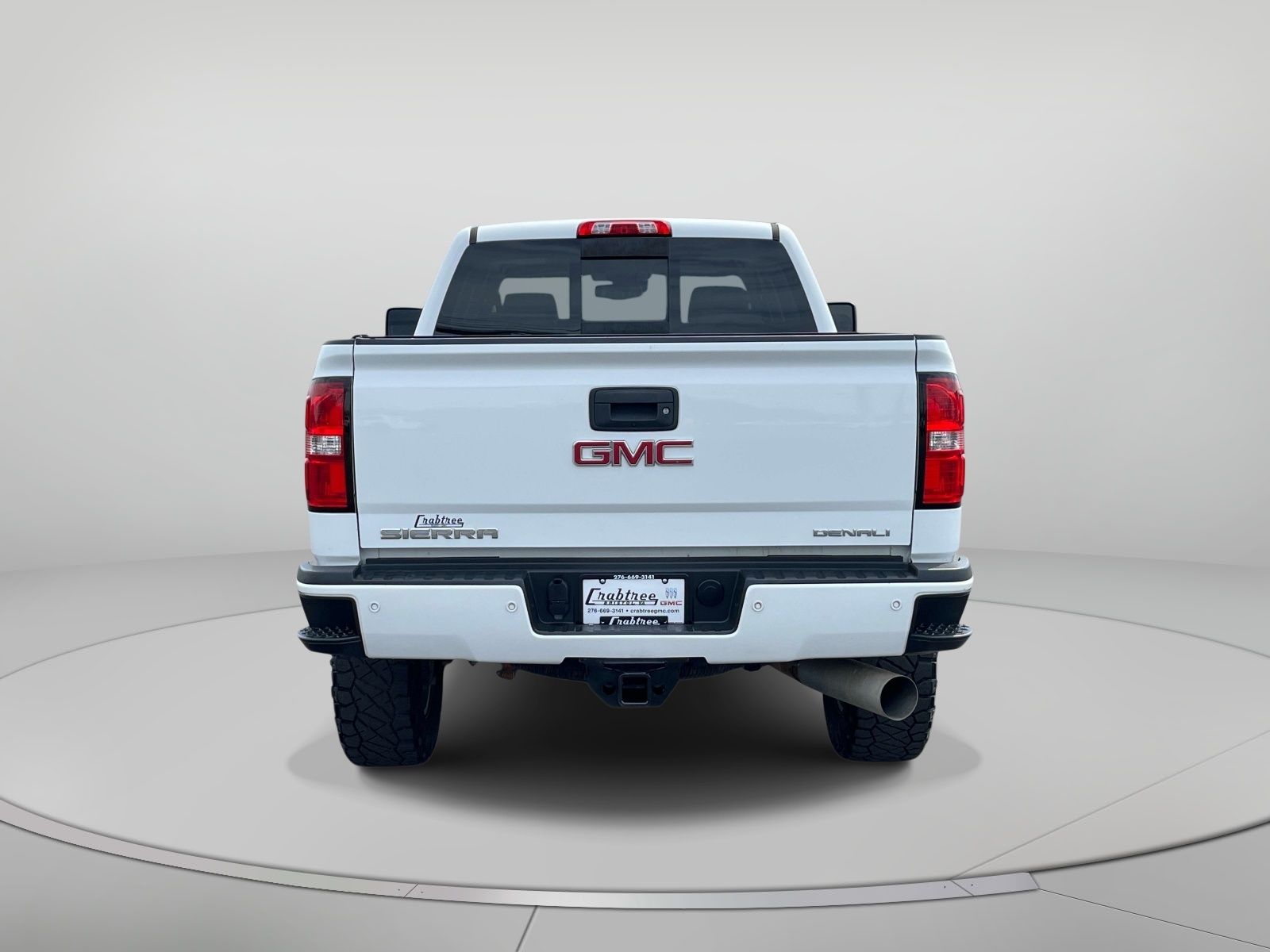 View vehicle photo 4