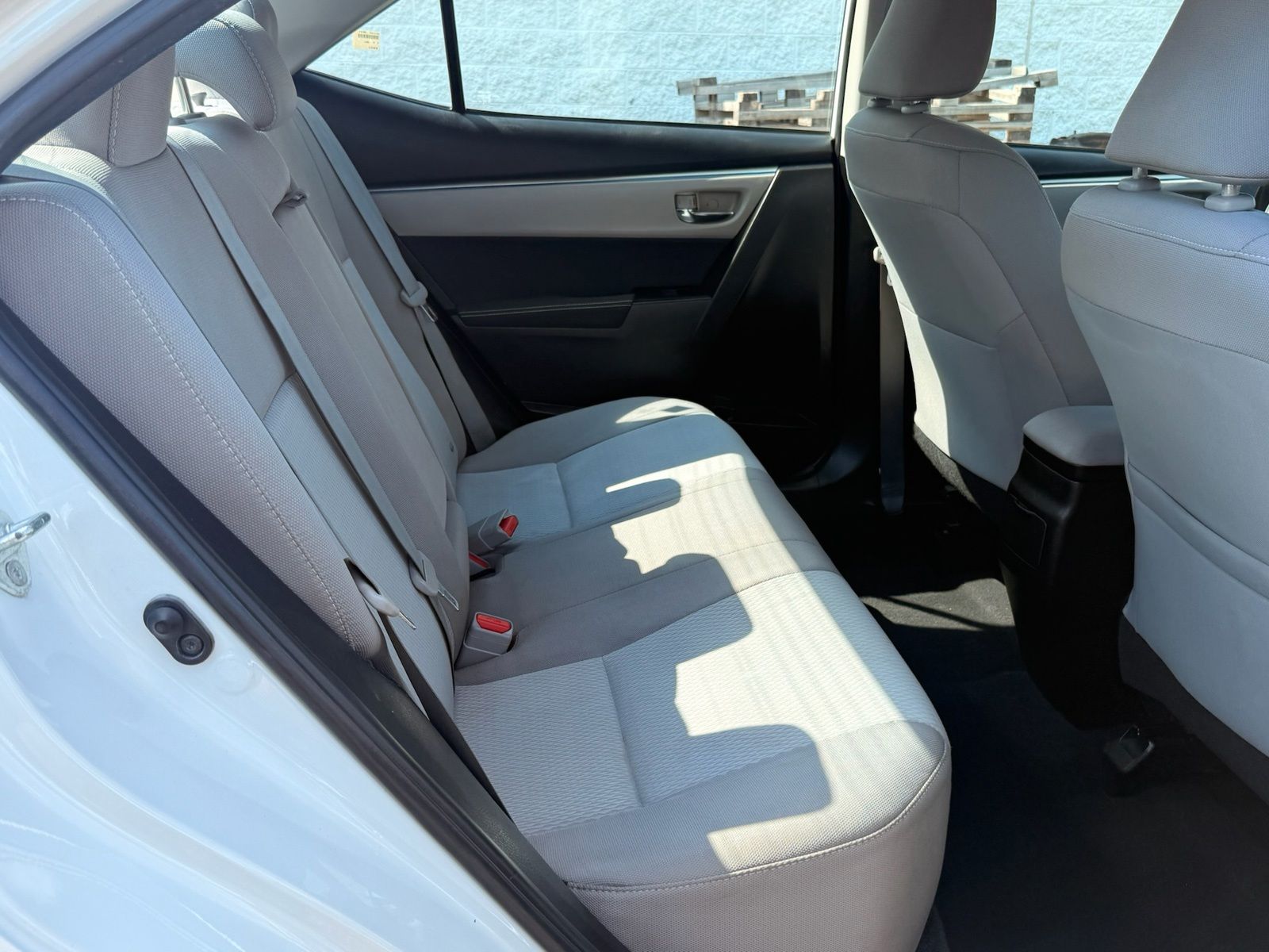 Used 2016 White Toyota LE image 26