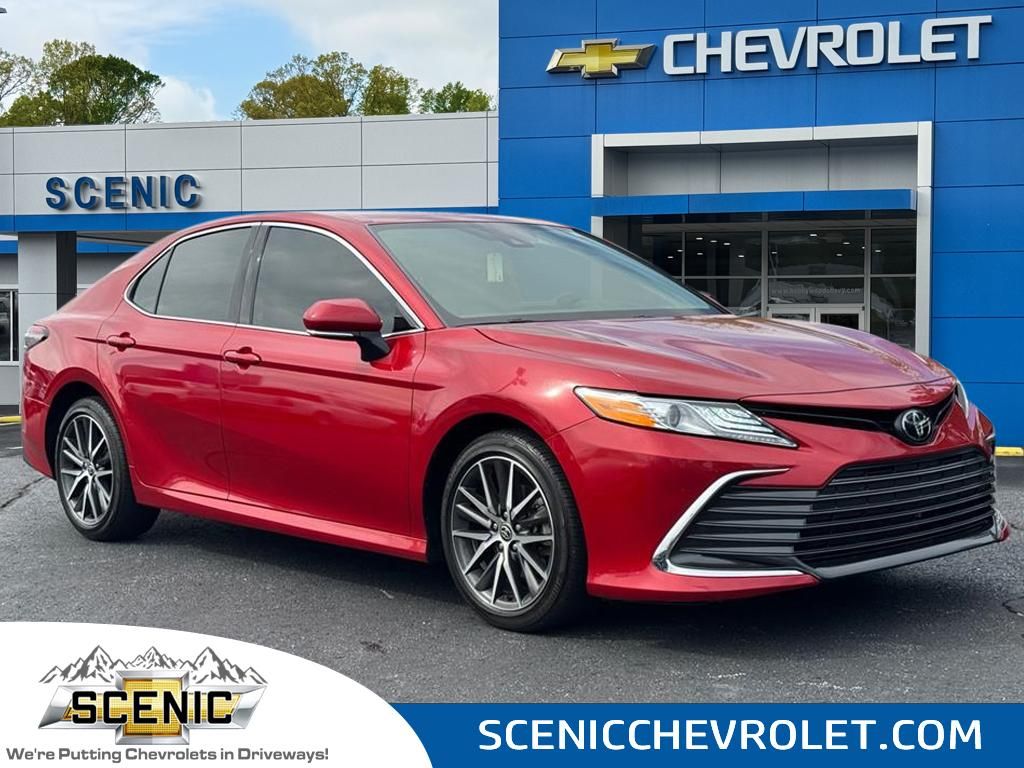 2023 Toyota Camry XLE FWD