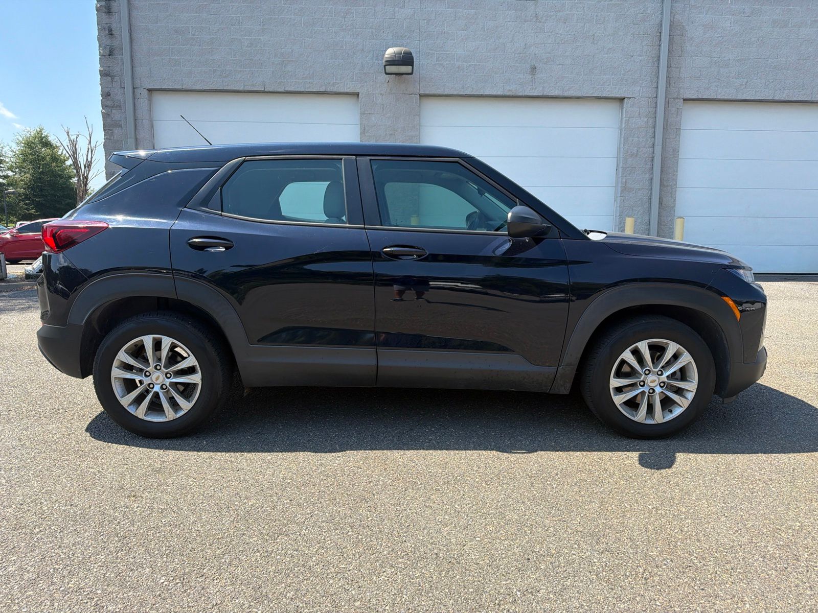 Used 2021 Blue Chevrolet LS image 4