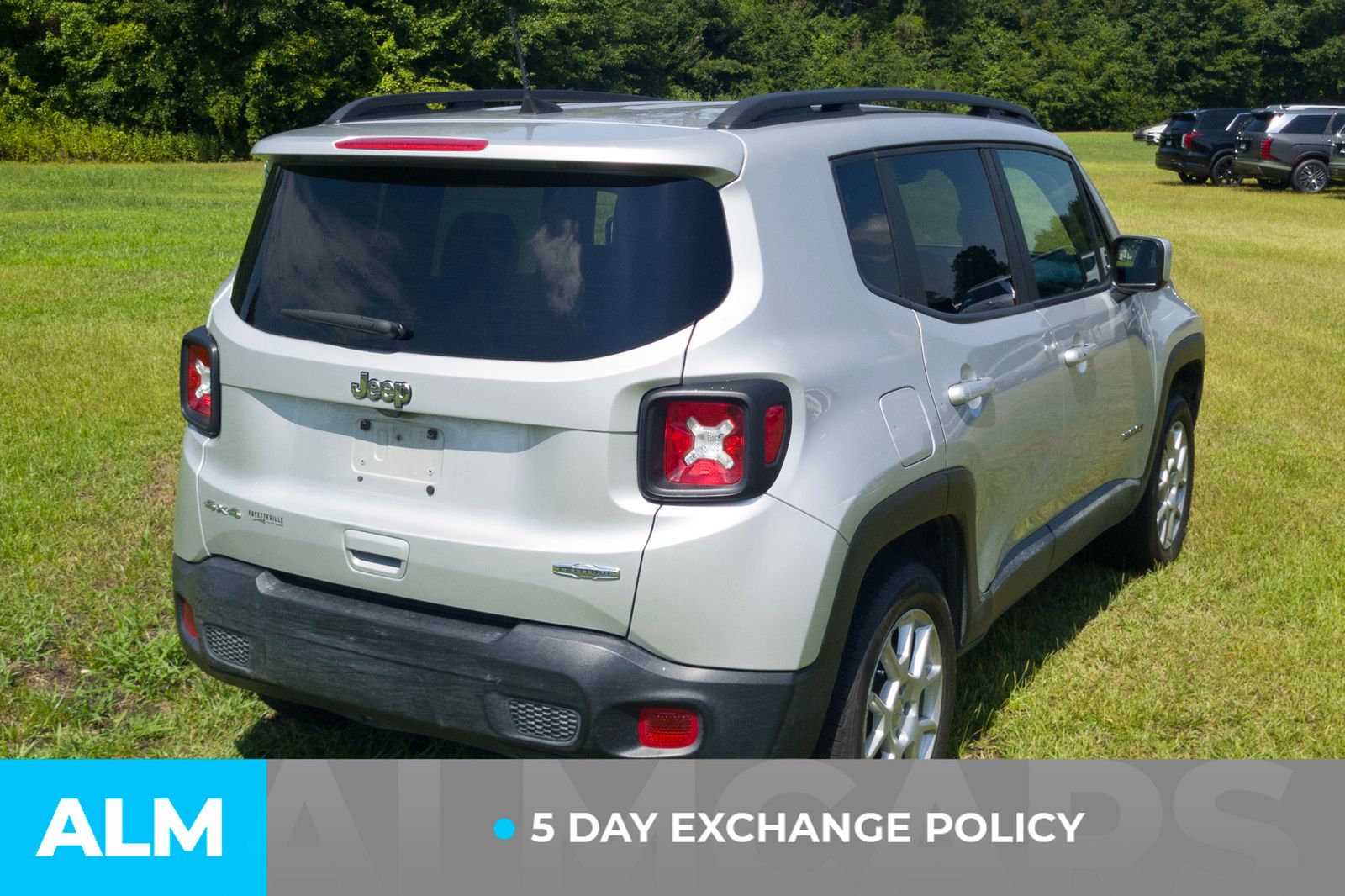 Used 2020 Silver Jeep Latitude image 4