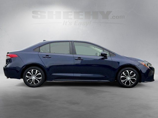 Used 2021 Blueprint Toyota LE image 11