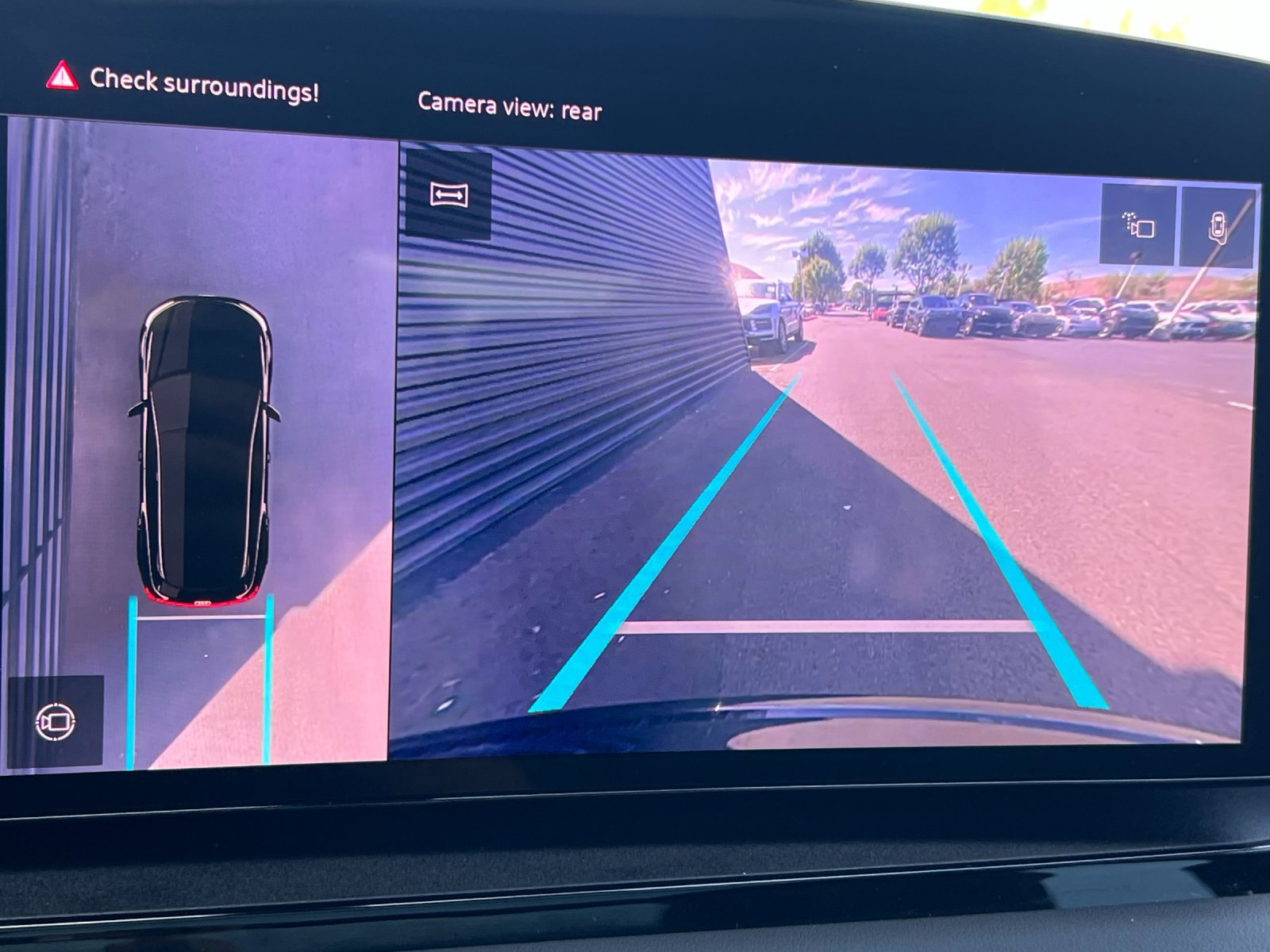 2025 Audi Q6 e-tron Premium Plus — foto completa 19 de 28