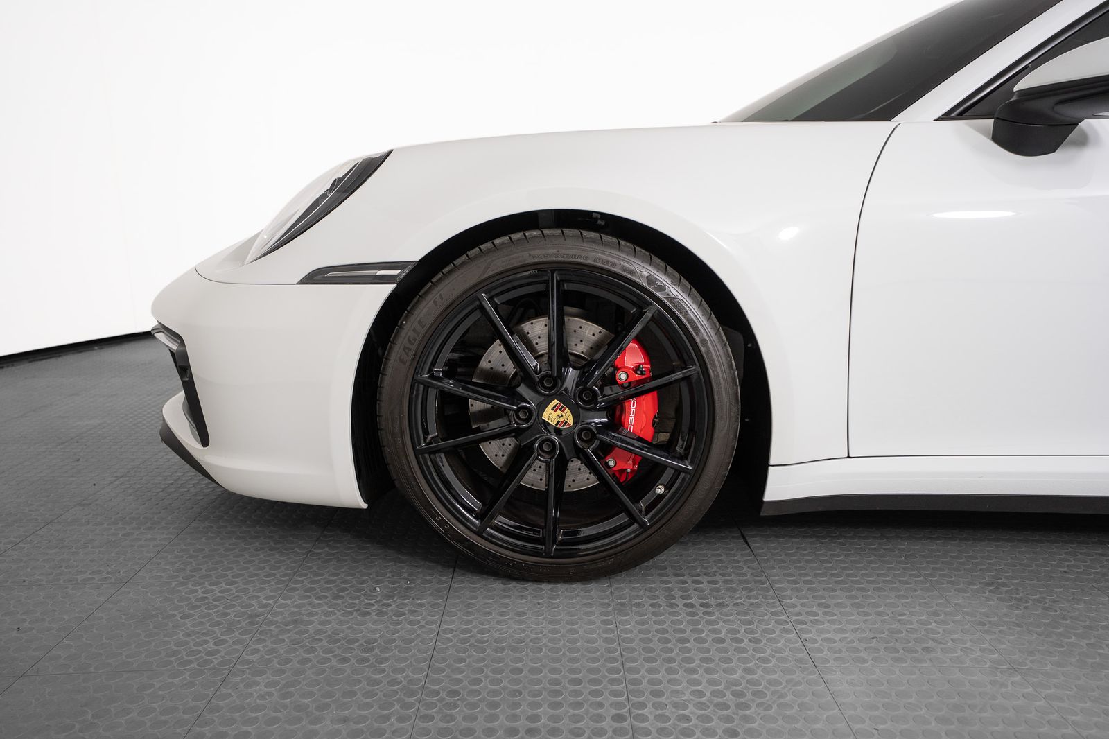 2023 Porsche 911 Carrera S — full photo 9 of 40