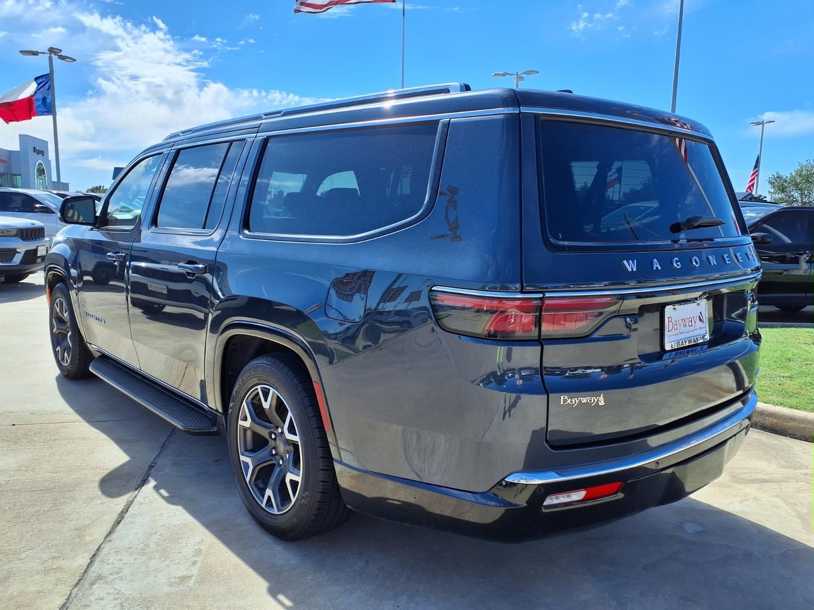 2024 Jeep Wagoneer L Series III - 7