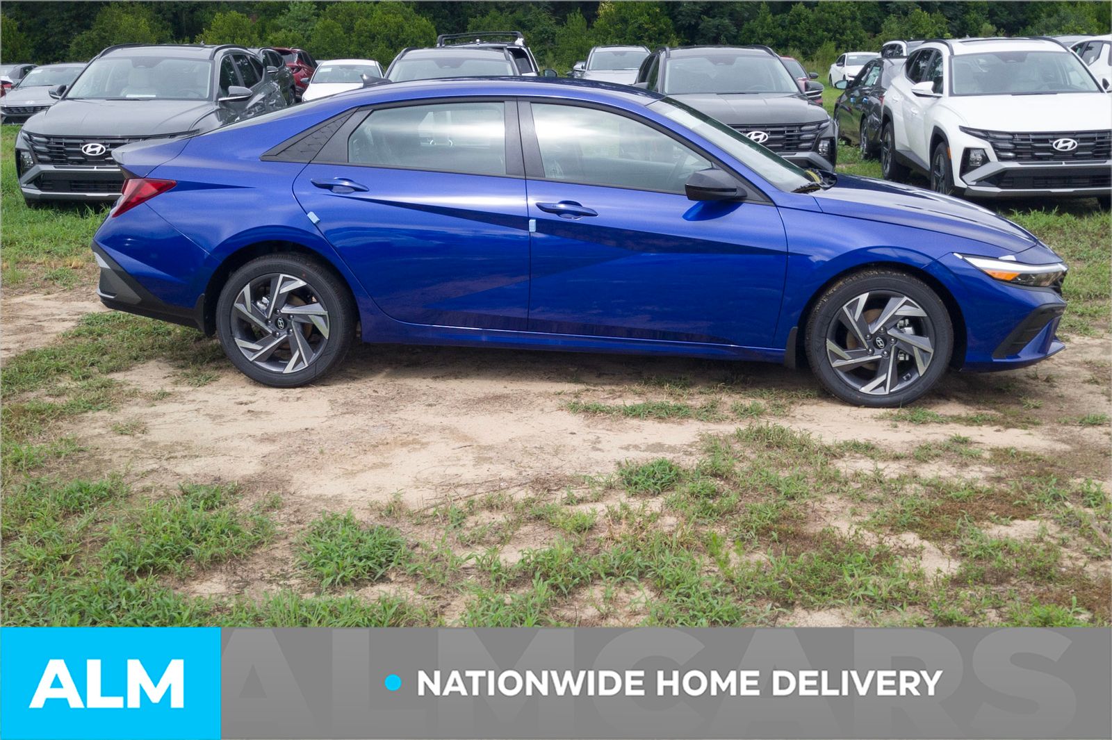 Used 2025 Intense Blue Hyundai SEL Sport image 4