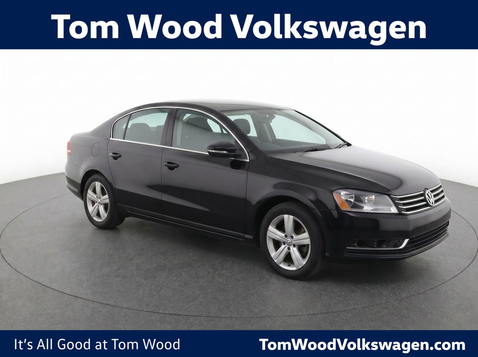 Black 2013 Volkswagen Passat SE Sedan Front-Wheel Drive 6-Speed Automatic