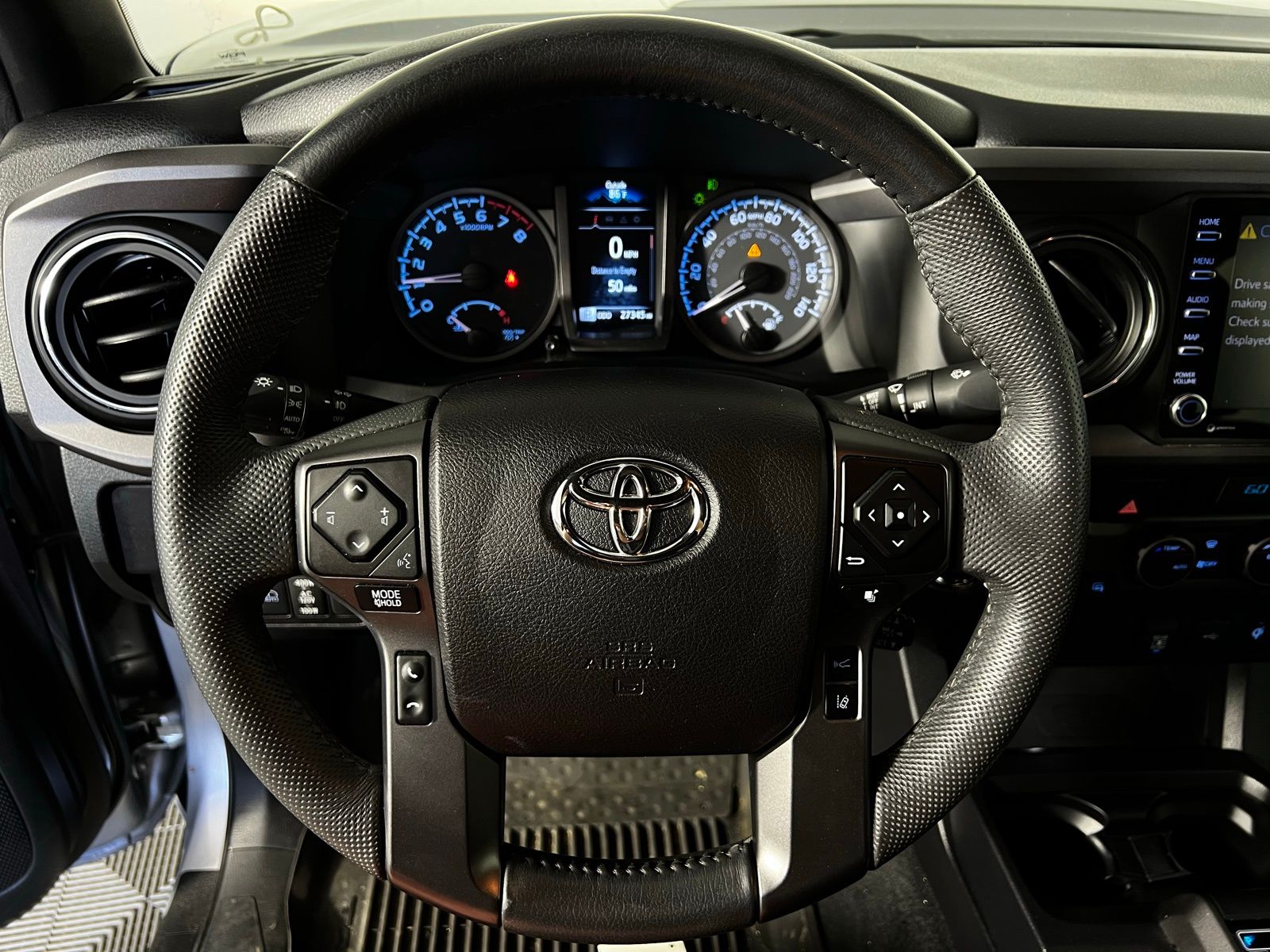 Thumbnail: 2021 Toyota Tacoma - 10