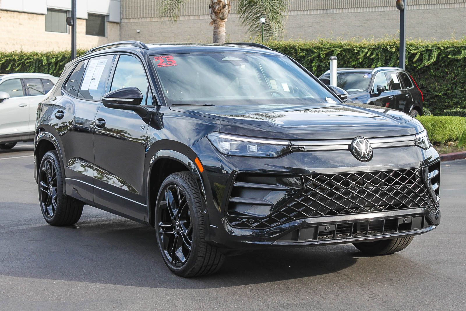 View vehicle photo 3