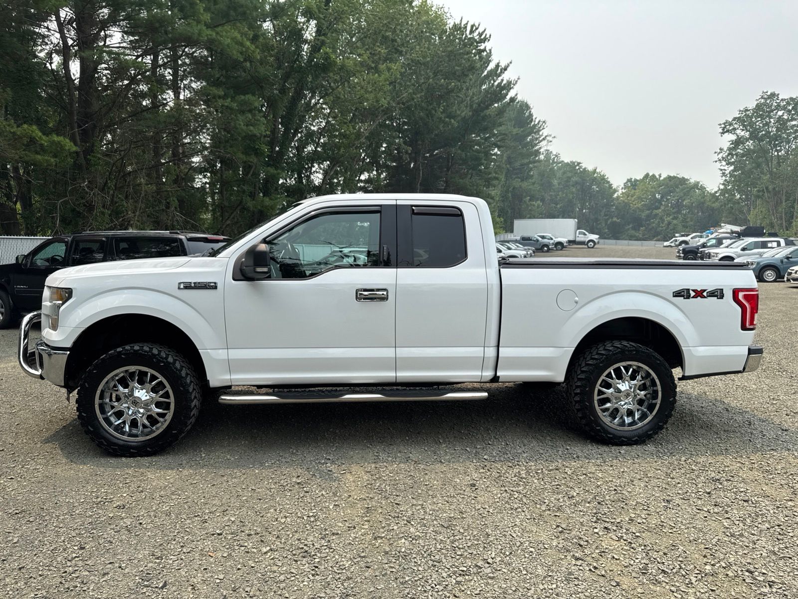 Used 2015 Oxford White Ford XLT image 27