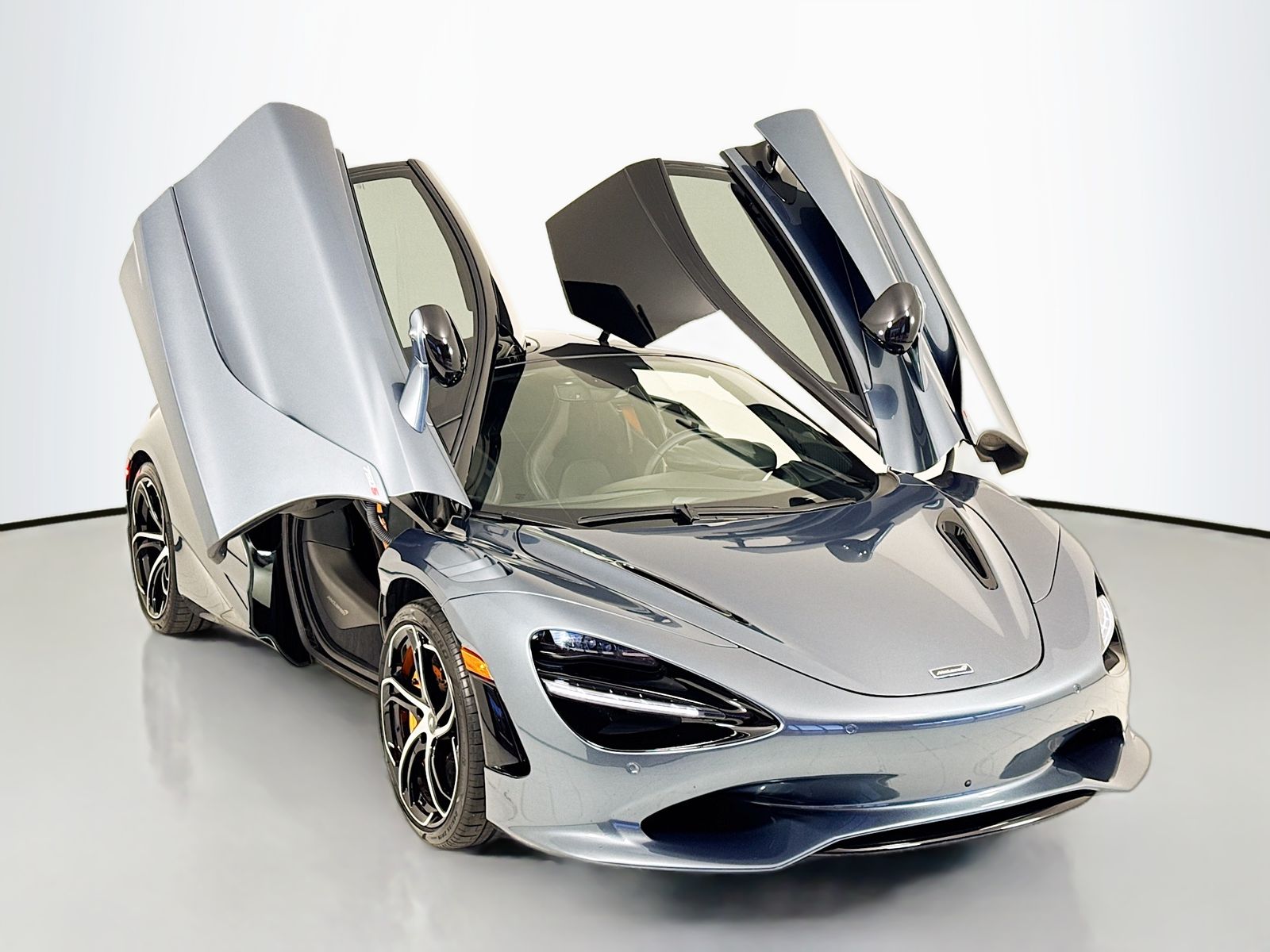 2024 McLaren 750S Coupe RWD
