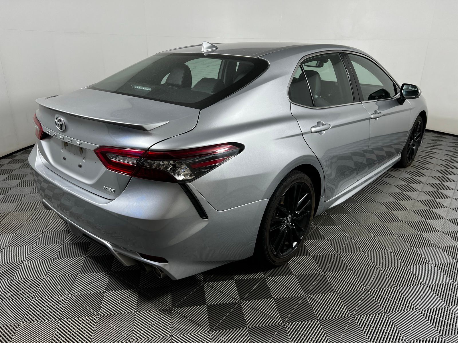 2023 Toyota Camry XSE 5