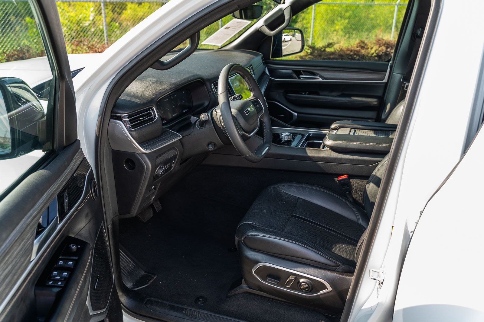 Used 2024 Jeep Wagoneer SUV