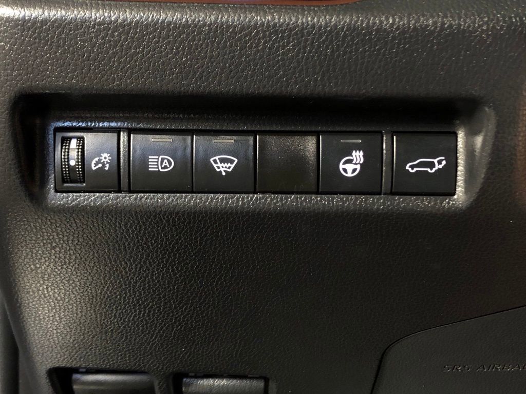 2021 Toyota RAV4 Limited 23