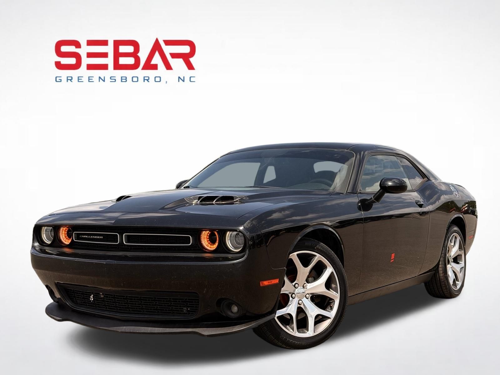 Pitch Black Clearcoat 2015 Dodge Challenger Coupe Rear-Wheel Drive 8-Speed Automatic