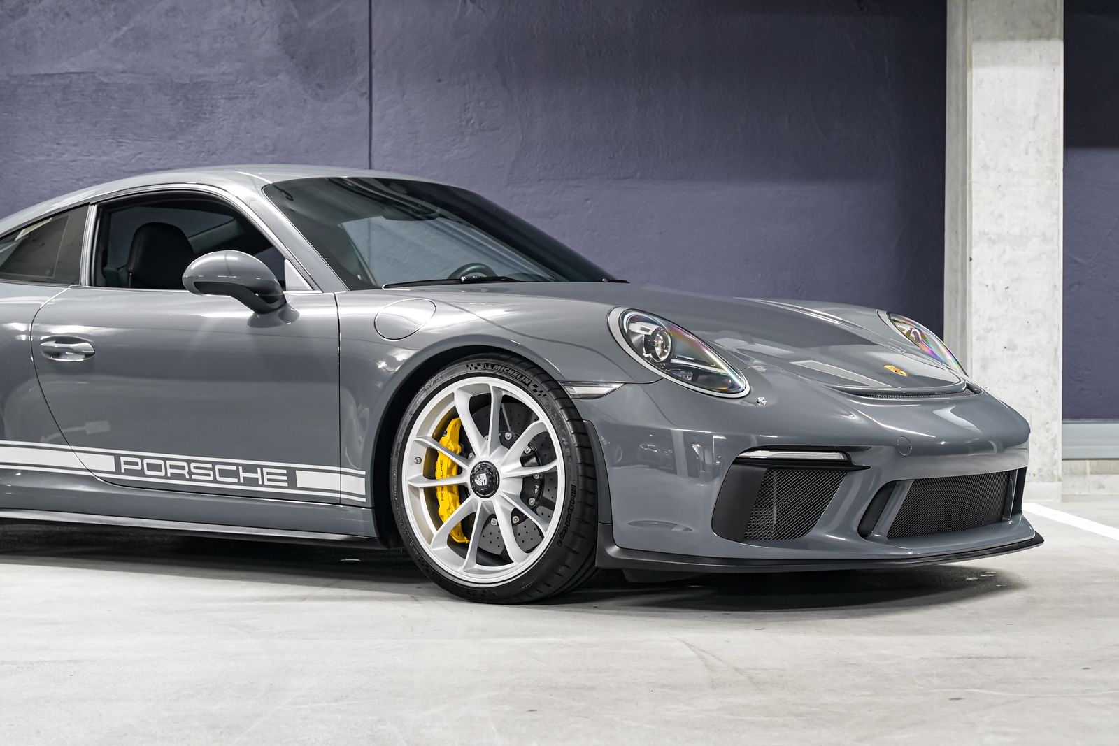 2018 Porsche 911 GT3 — photo 39
