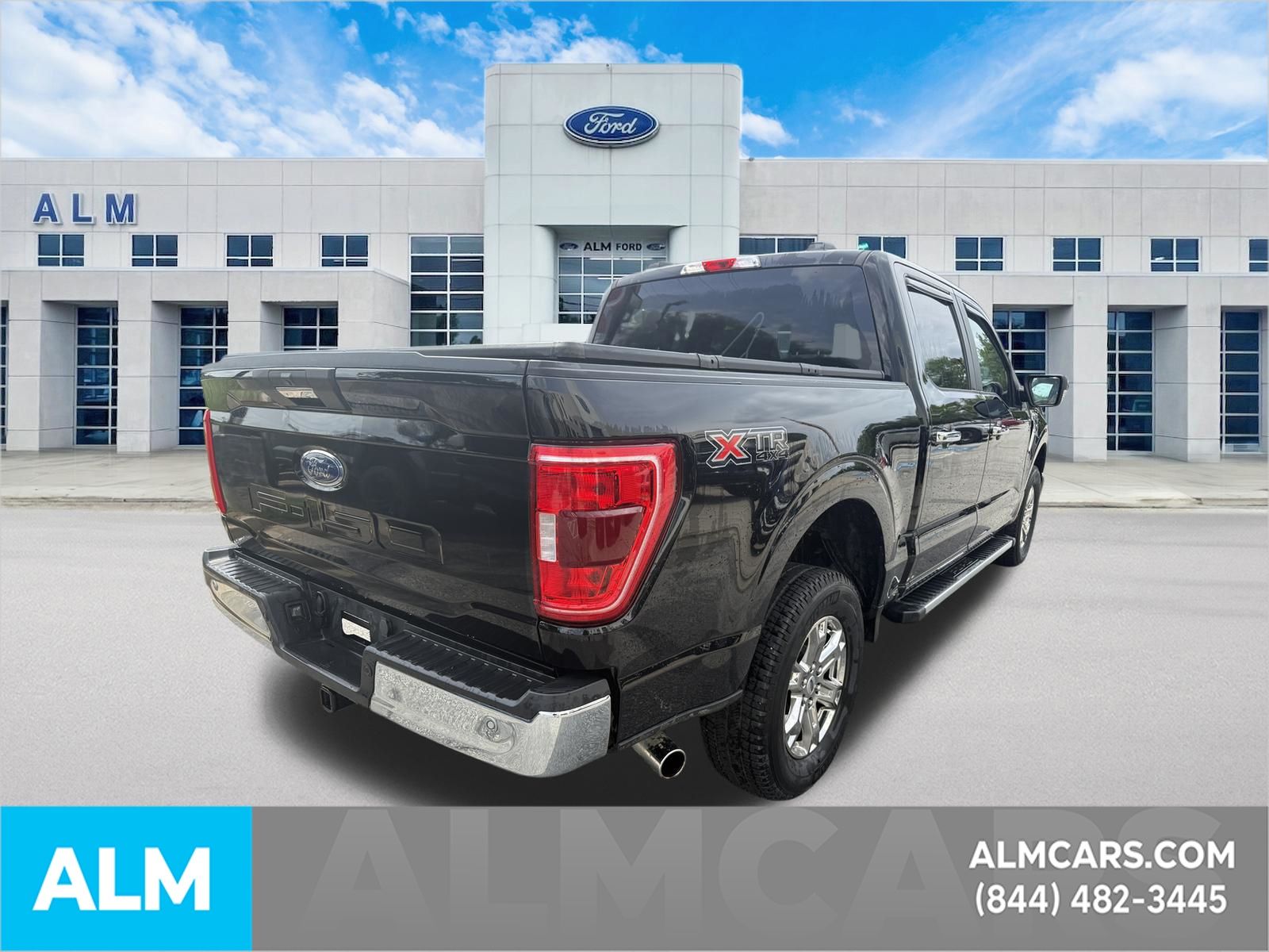 Used 2023 Black Ford XLT image 8