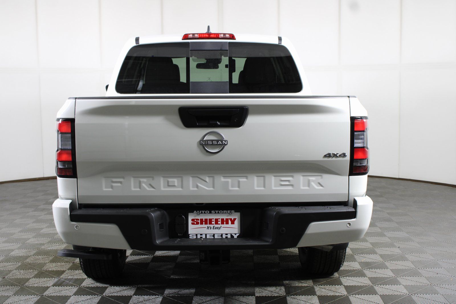 View vehicle photo 5