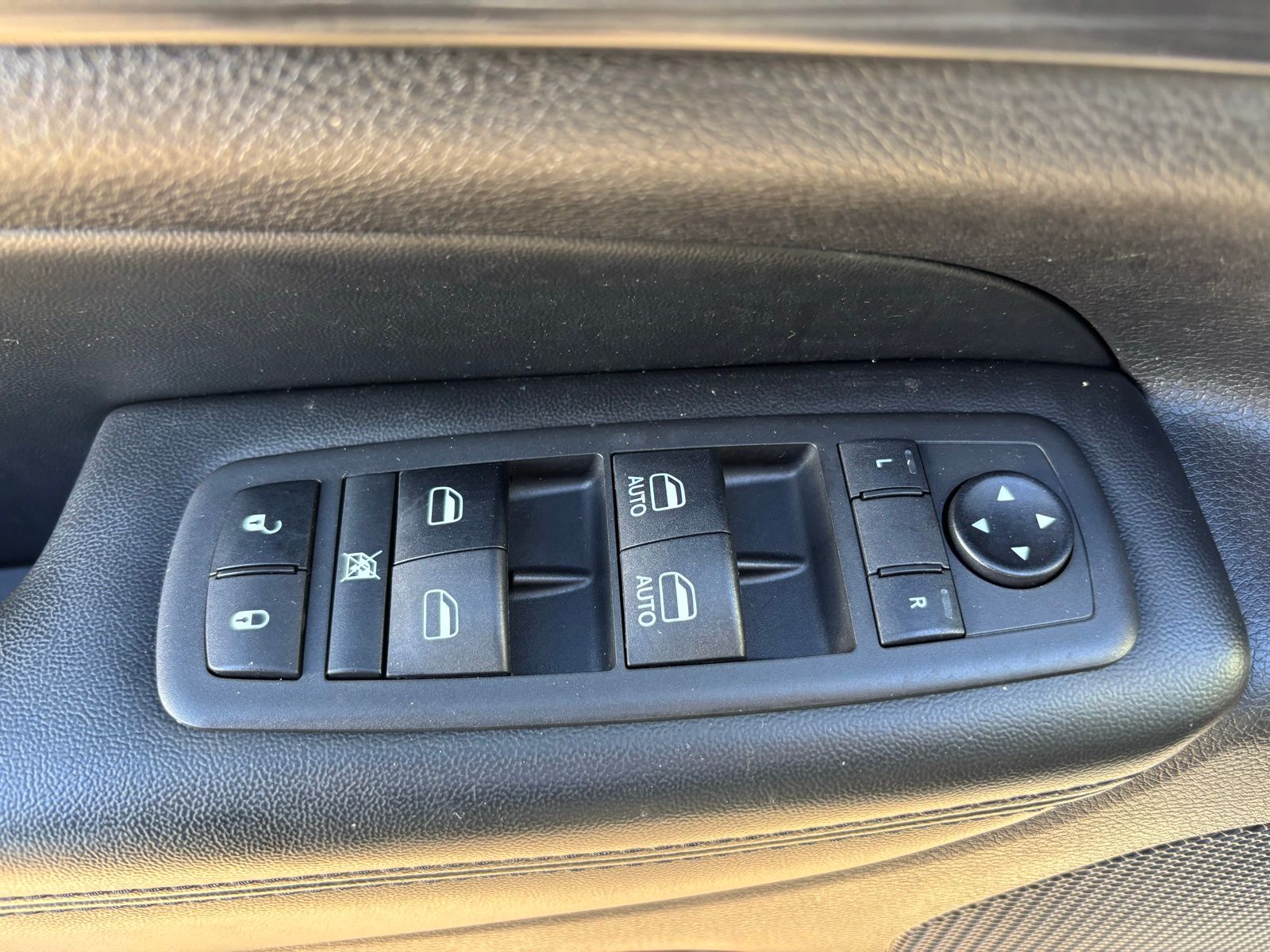 Used Car 2019 Jeep Grand Cherokee  Altitude For Sale Under $20,000 In Austin, Texas