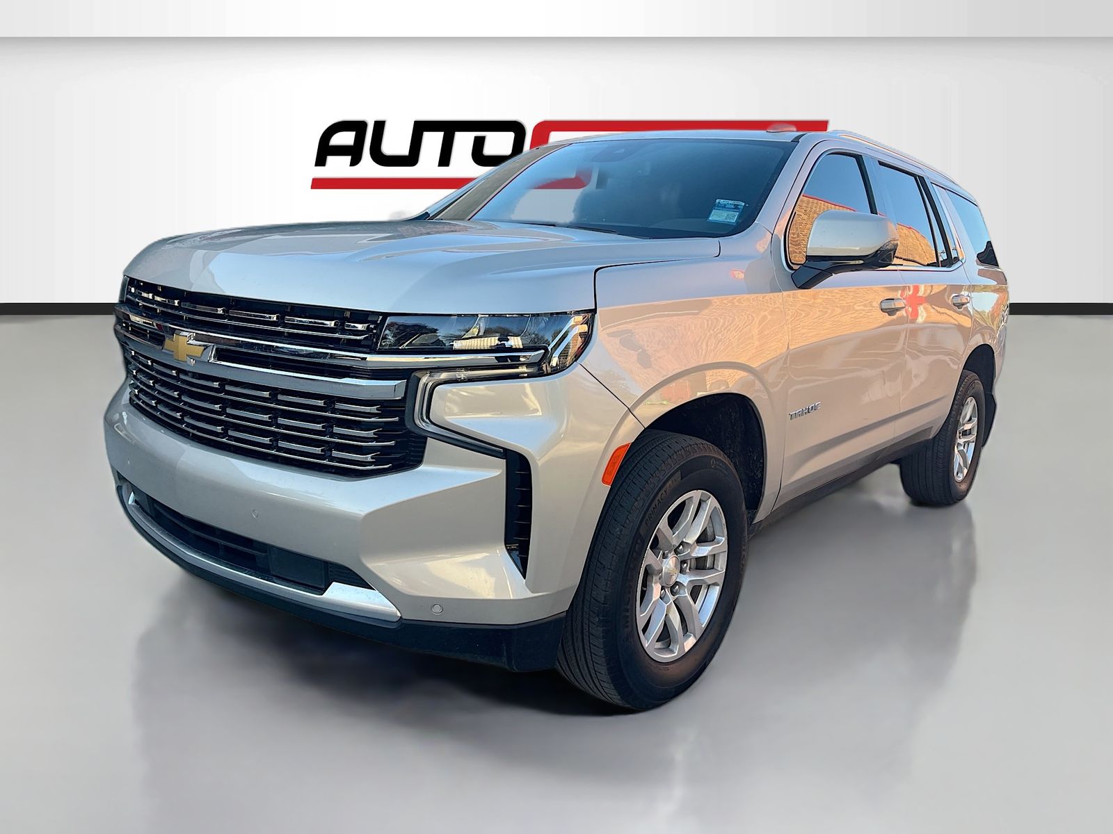 Used 2023 Beige Chevrolet LT image 3