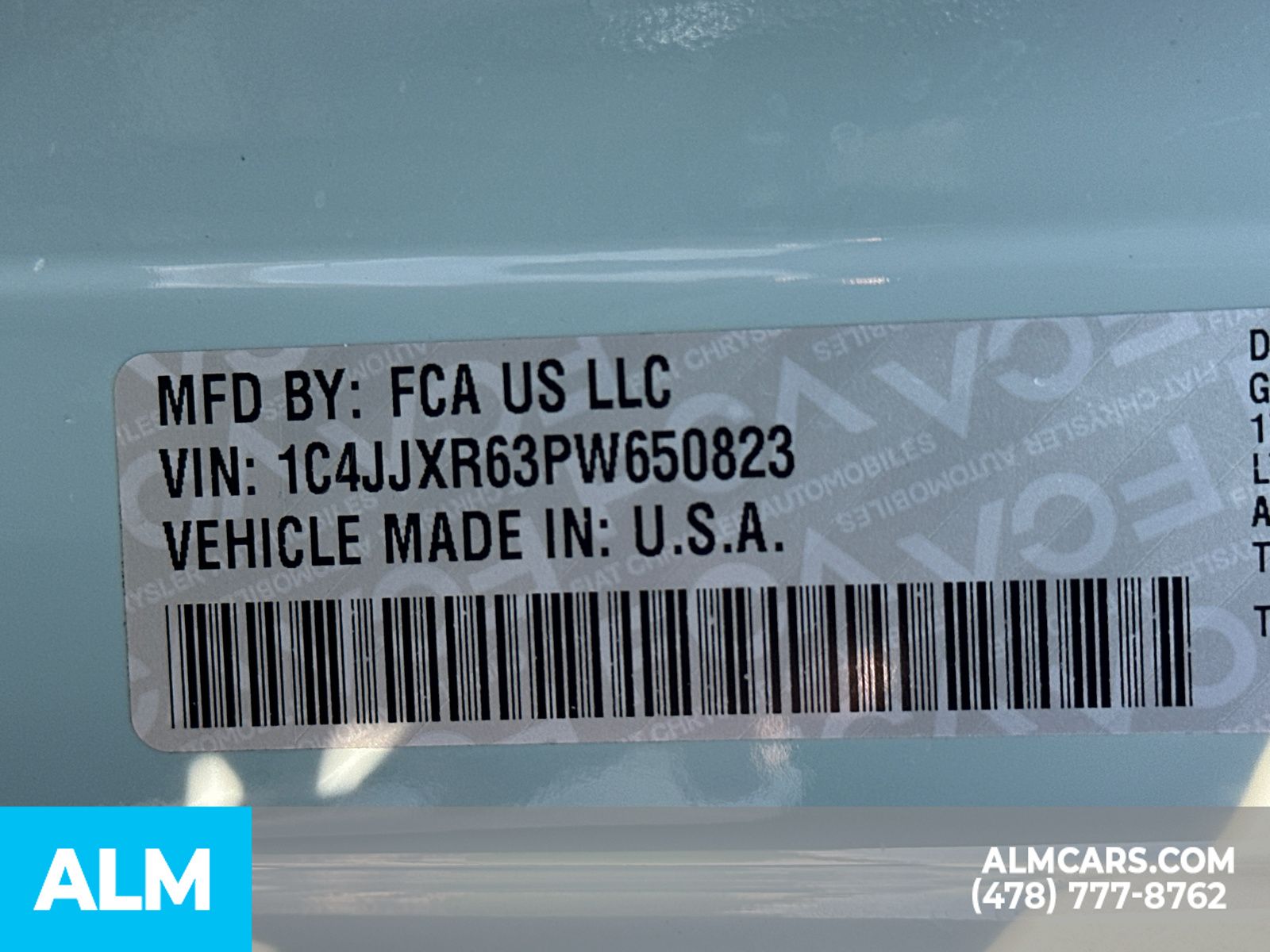 Used 2023 Gray Jeep Rubicon 4xe image 37