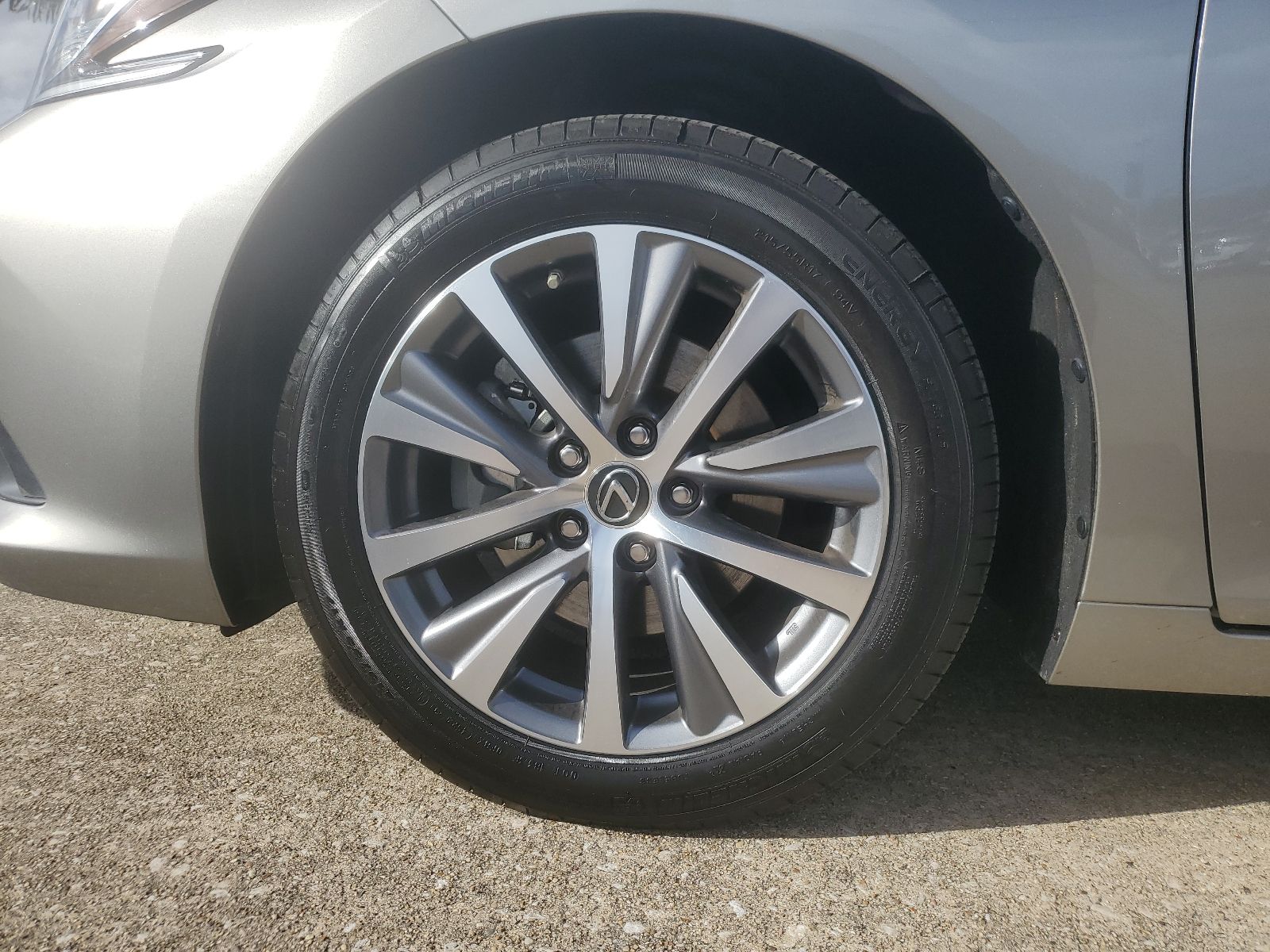 2021 Lexus ES 300h - 6