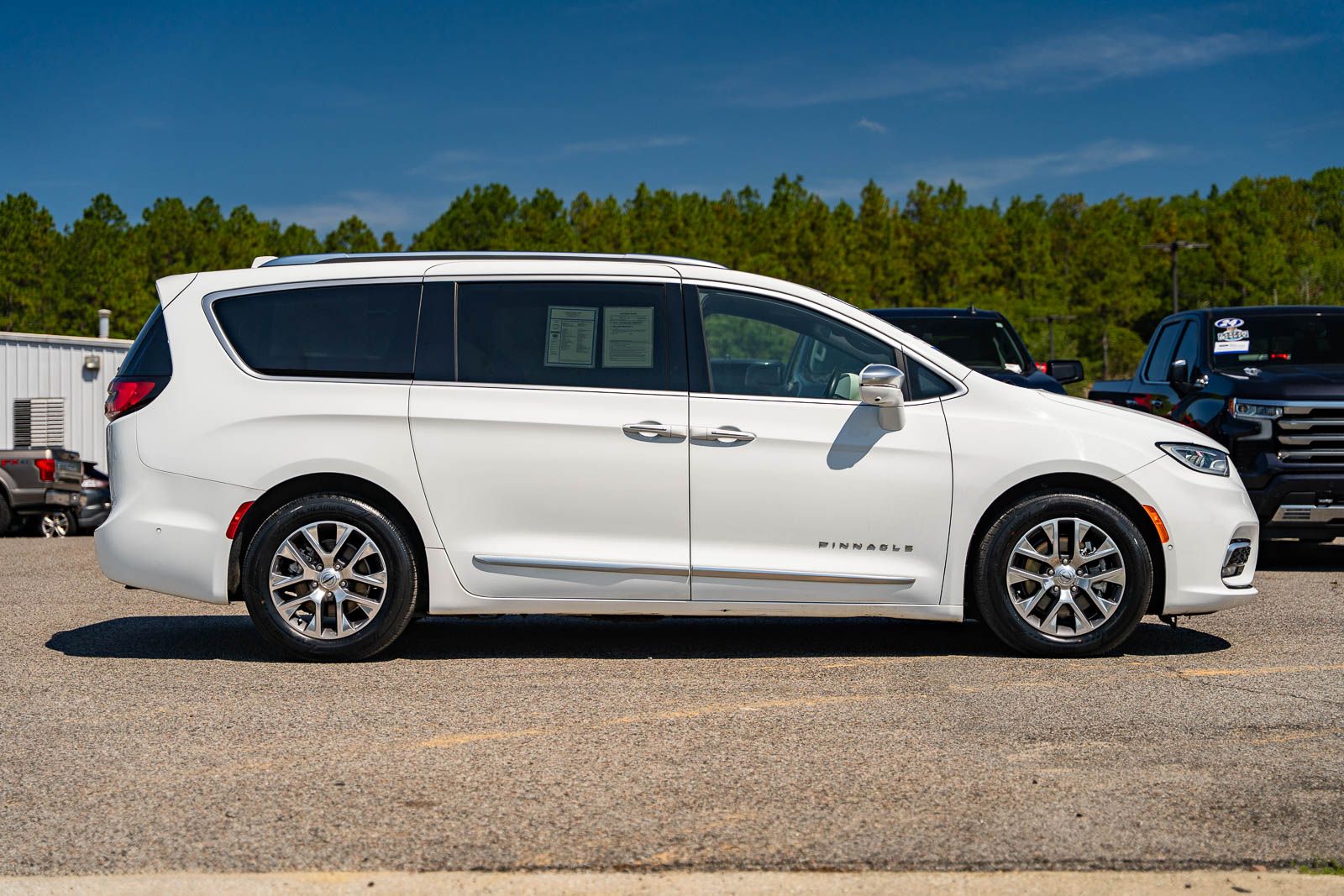 Used 2021 Chrysler Pacifica Hybrid Van