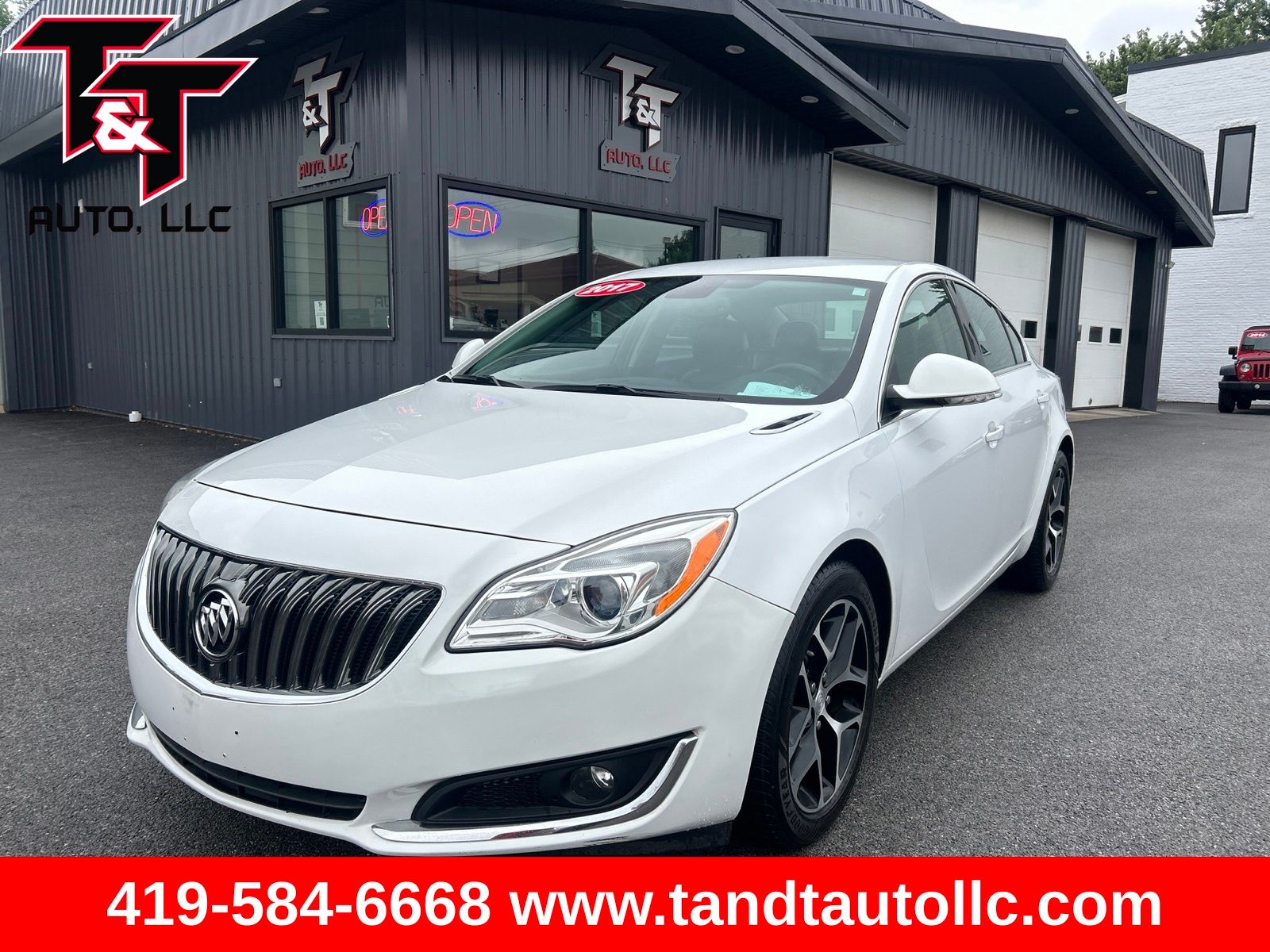2017 Buick Regal Sport Touring Sedan FWD
