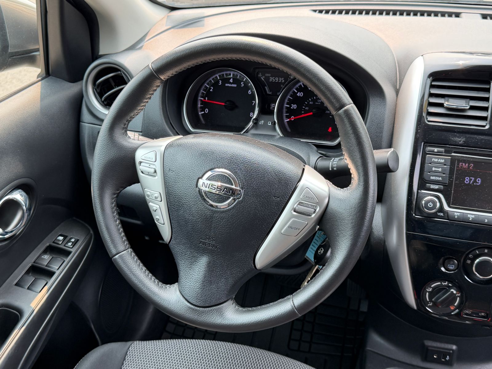 Used 2017 Khaki Nissan 1.6 SV image 18