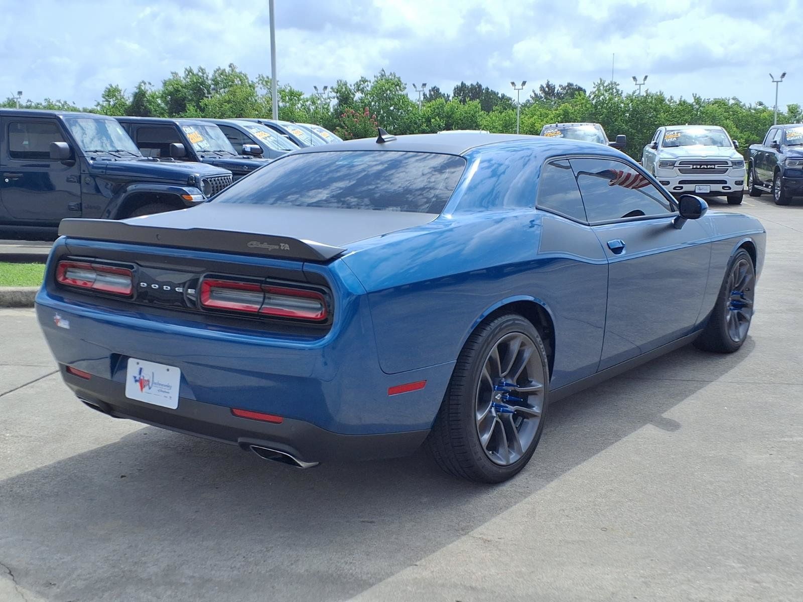 2023 Dodge Challenger R/T - 4