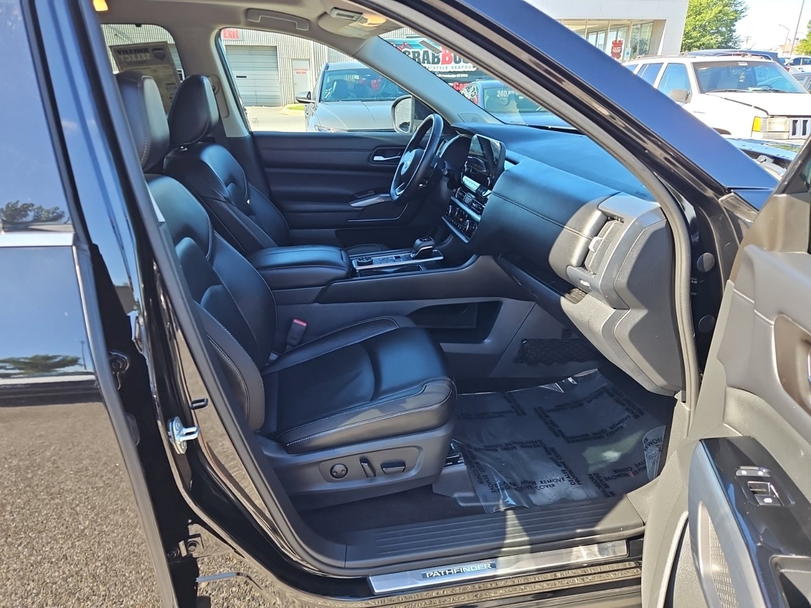 Used 2023 Black Nissan SL image 51