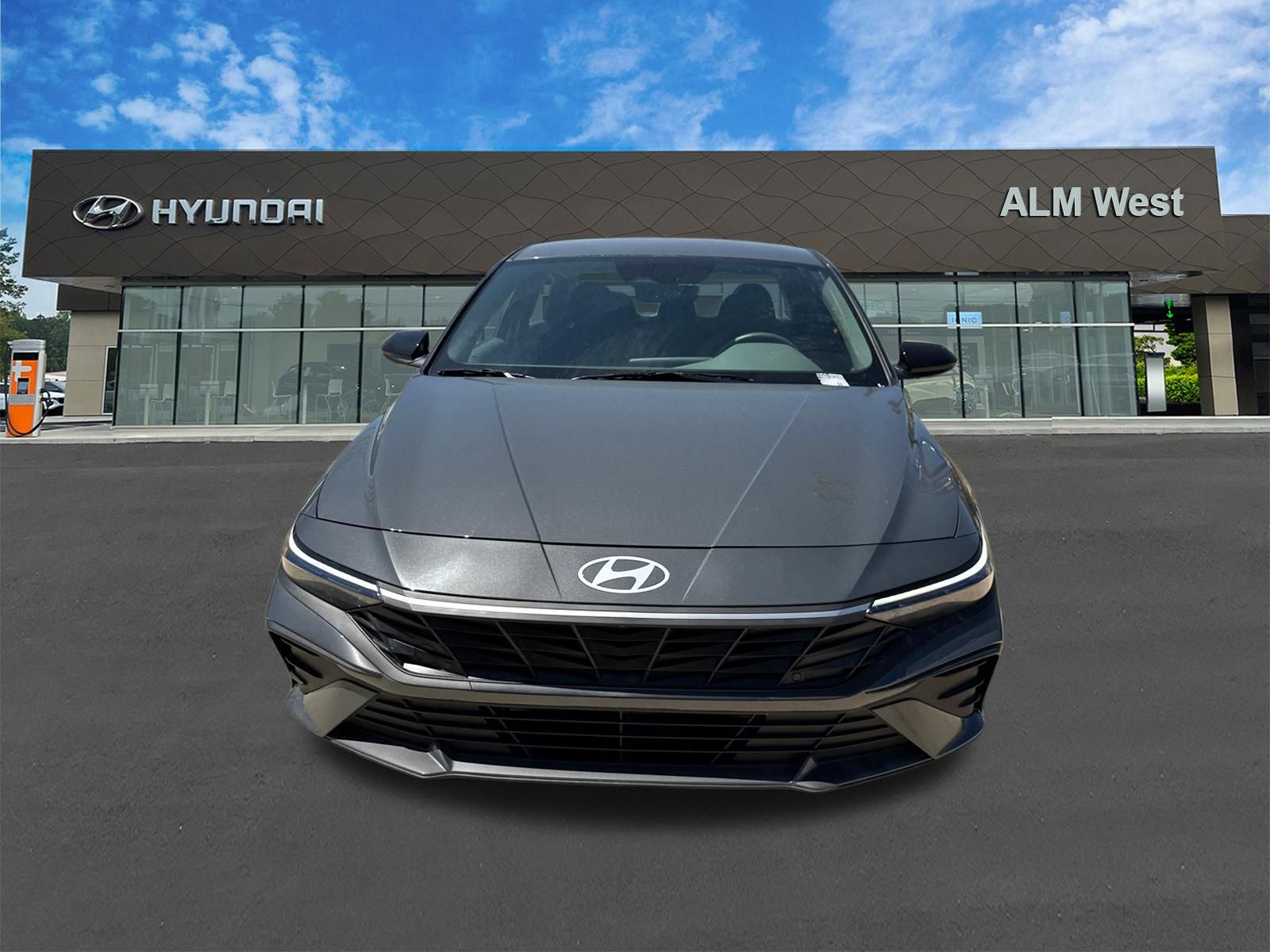 Certified Used 2025 Gray Hyundai SEL Sport image 2