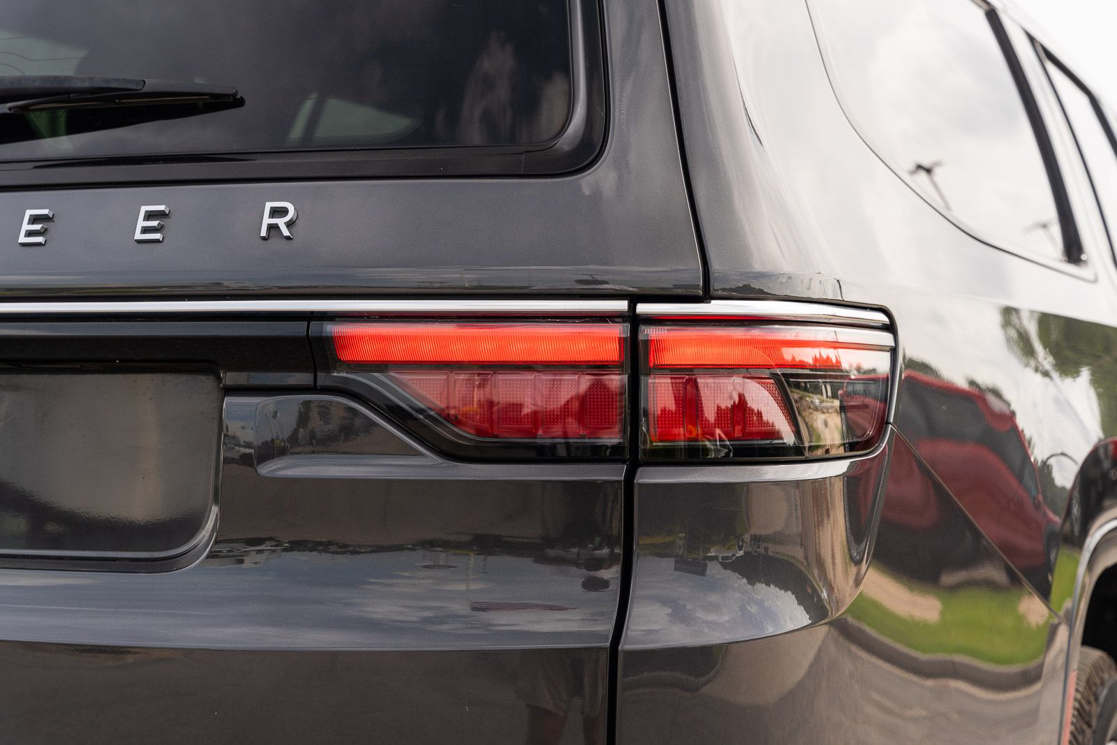 Used 2024 Jeep Wagoneer L SUV