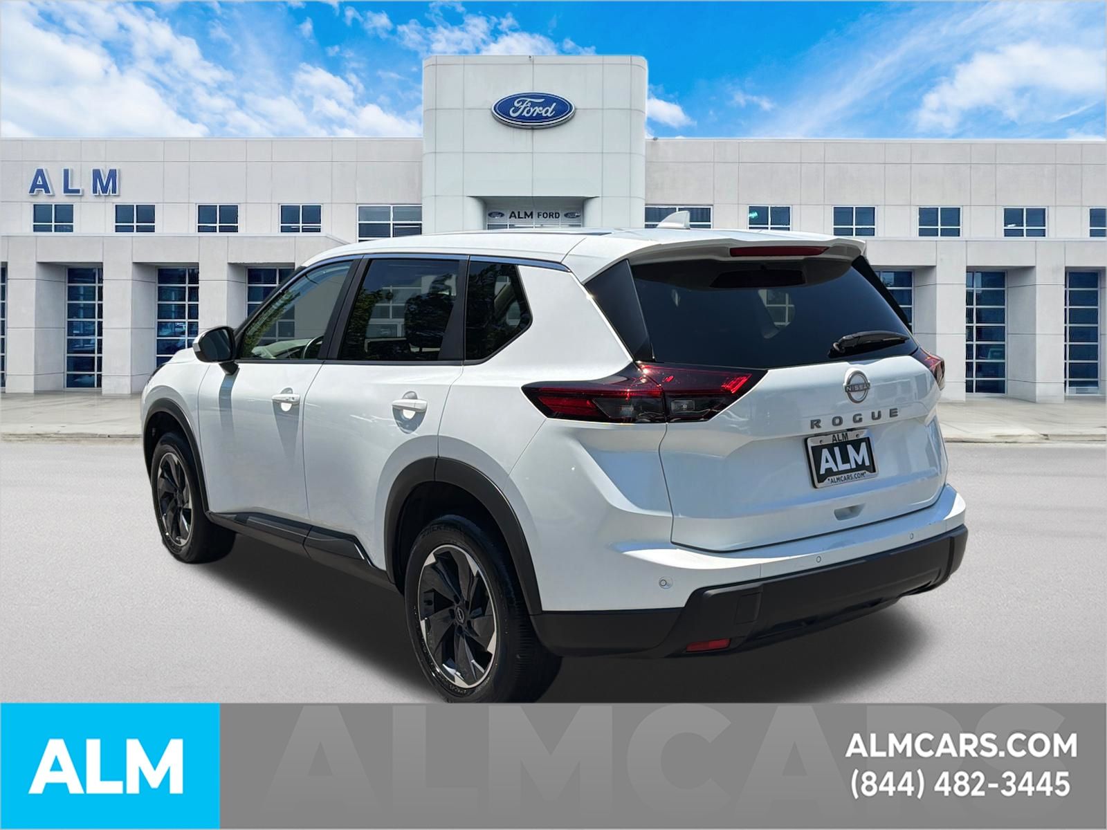Certified Used 2025 Everest White P Nissan SV image 8
