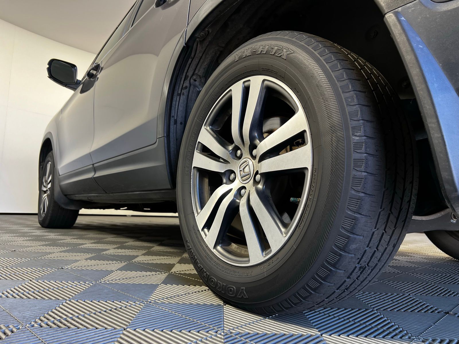 Thumbnail: 2016 Honda Pilot - 12