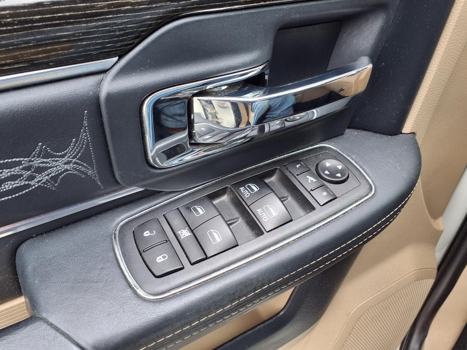 2018 Ram 2500 Laramie Longhorn White at Victoria Chrysler Dodge Jeep Ram