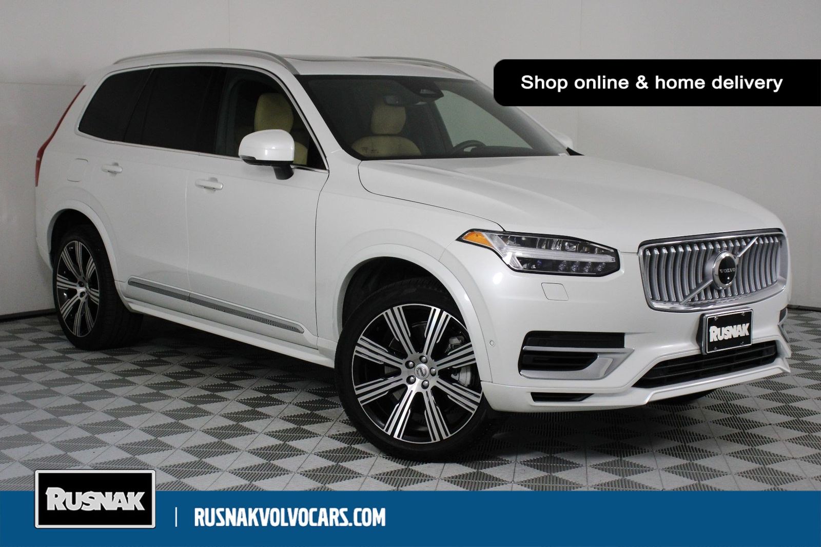  2025 Volvo XC90 Recharge T8 Ultra Bright Theme AWD   