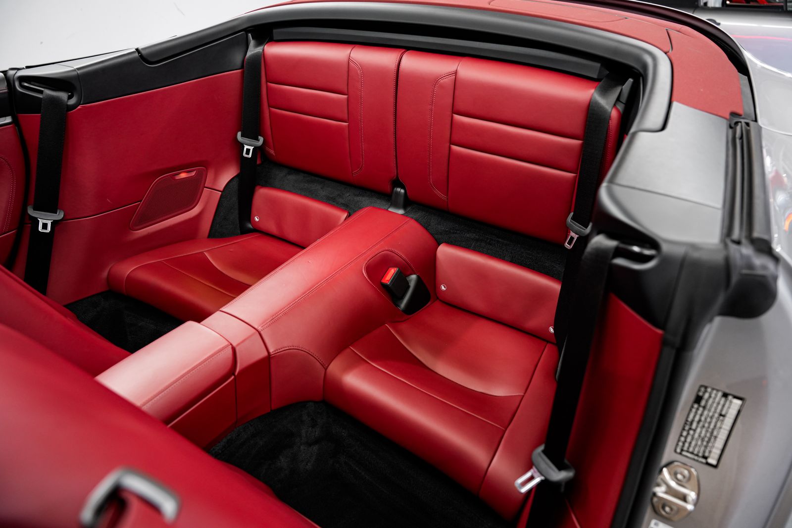 2021 Porsche 911 Carrera 4S — photo 25