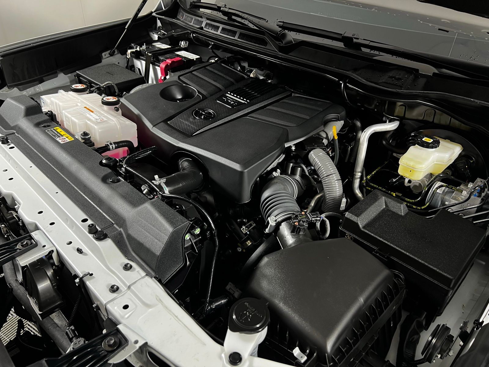 Thumbnail: 2025 Toyota Tundra - 11