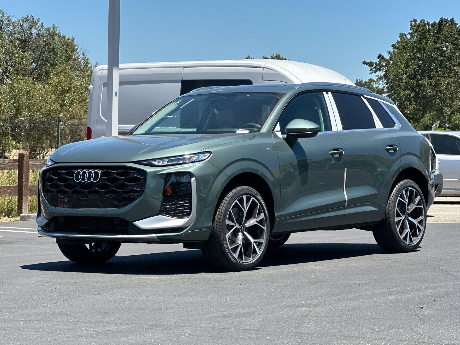 2026 Audi Q3 S line — full photo 1 of 28