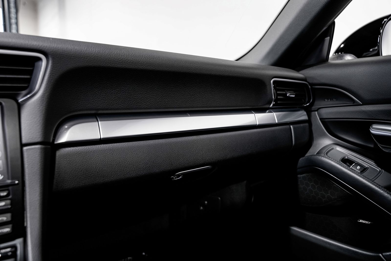 2015 Porsche 911 Targa 4S — photo 16