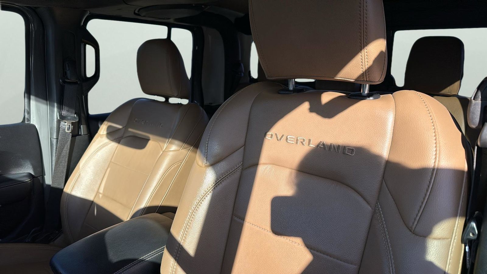 Used Car 2020 Jeep Gladiator  Overland For Sale Under $30,000 In Austin, Texas