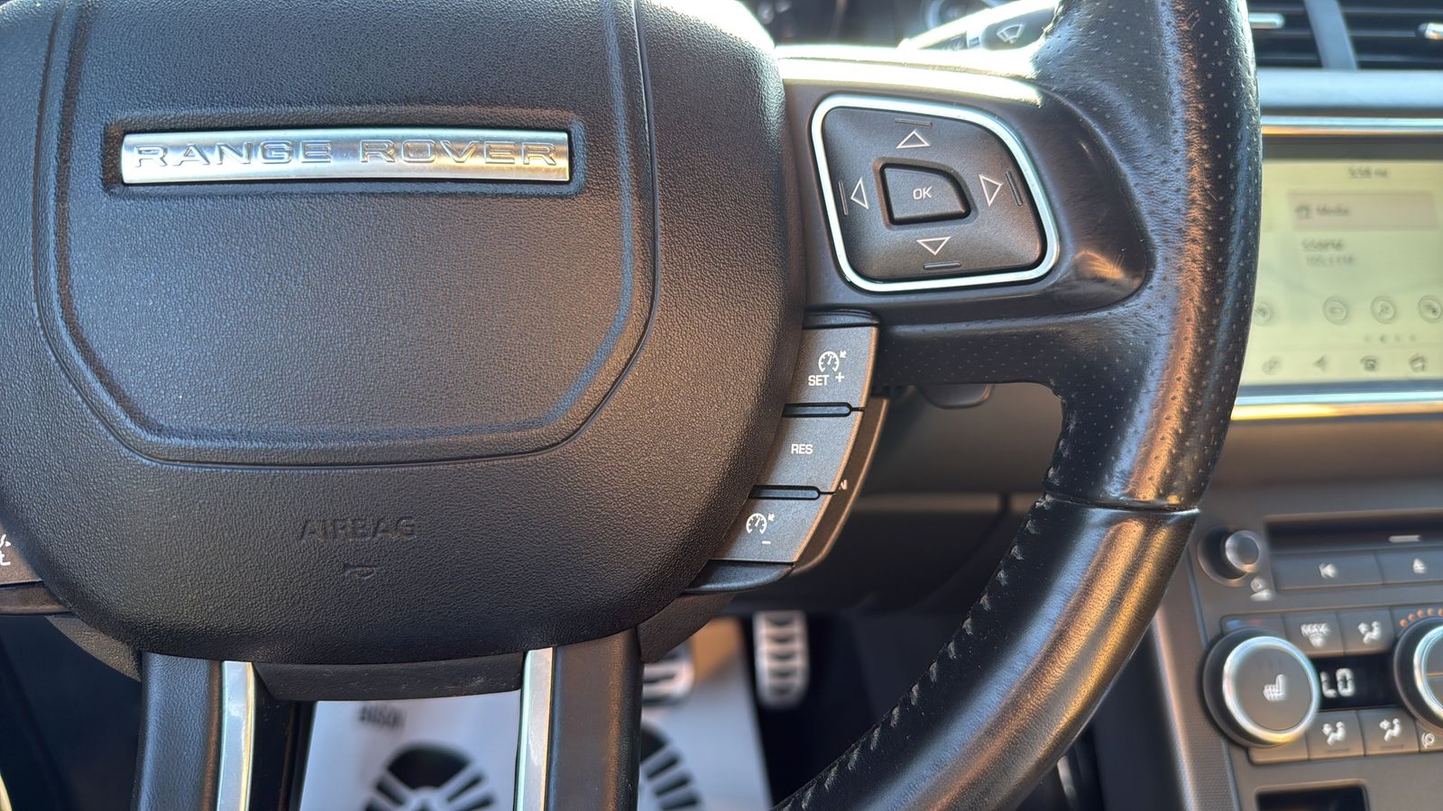 Used Car 2018 Land Rover Range Rover Evoque  Hse Dynamic For Sale Under $20,000 In Austin, Texas
