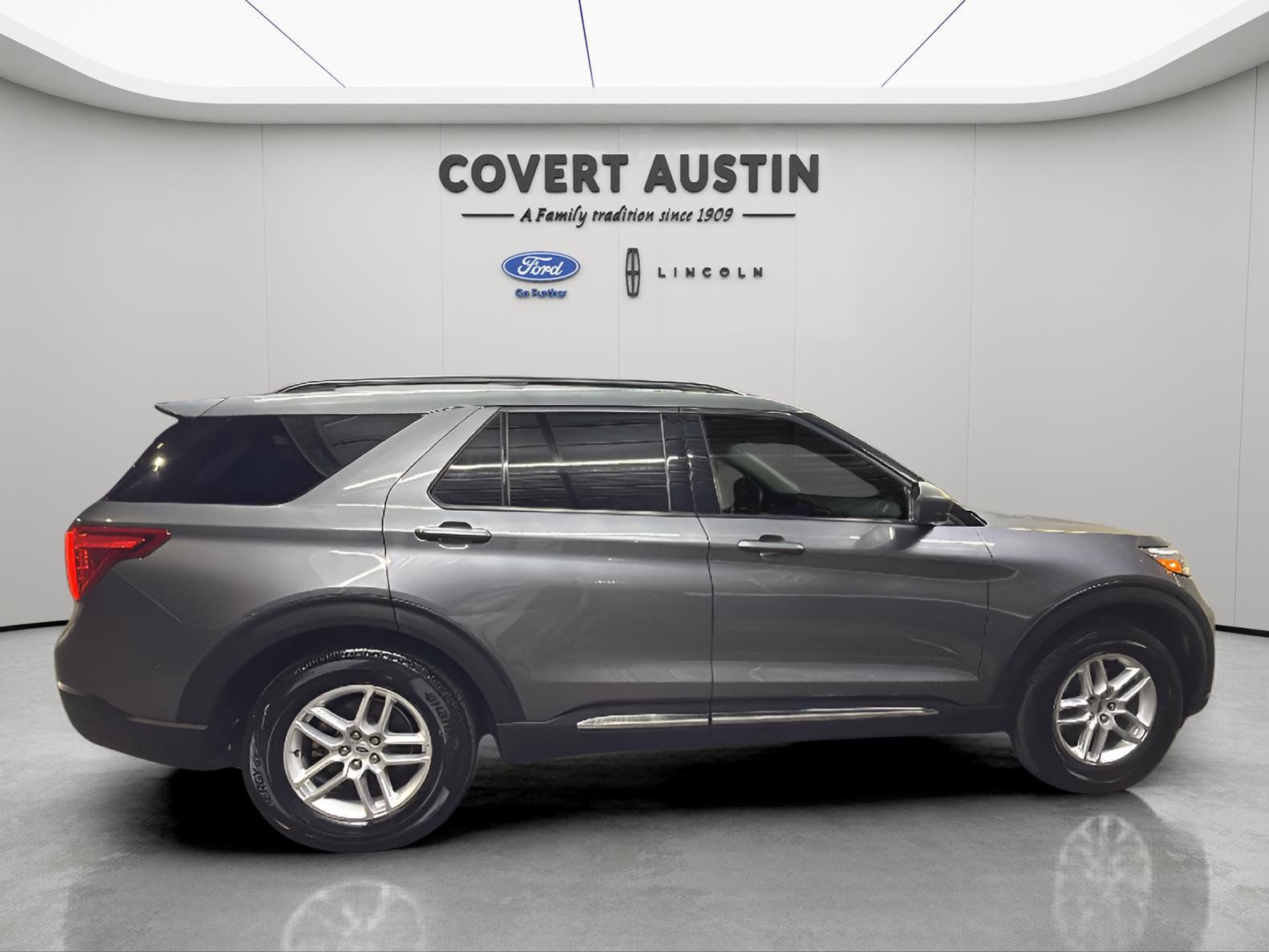 Used Car 2022 Ford Explorer  Xlt For Sale Under $30,000 In Austin, Texas