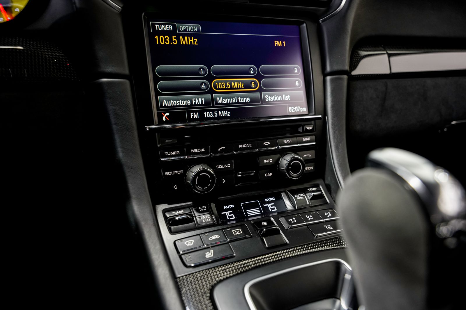 2015 Porsche 911 Carrera GTS — photo 14